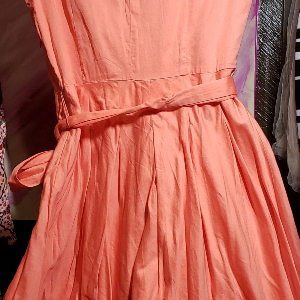 Dress - Picture 2 of 6